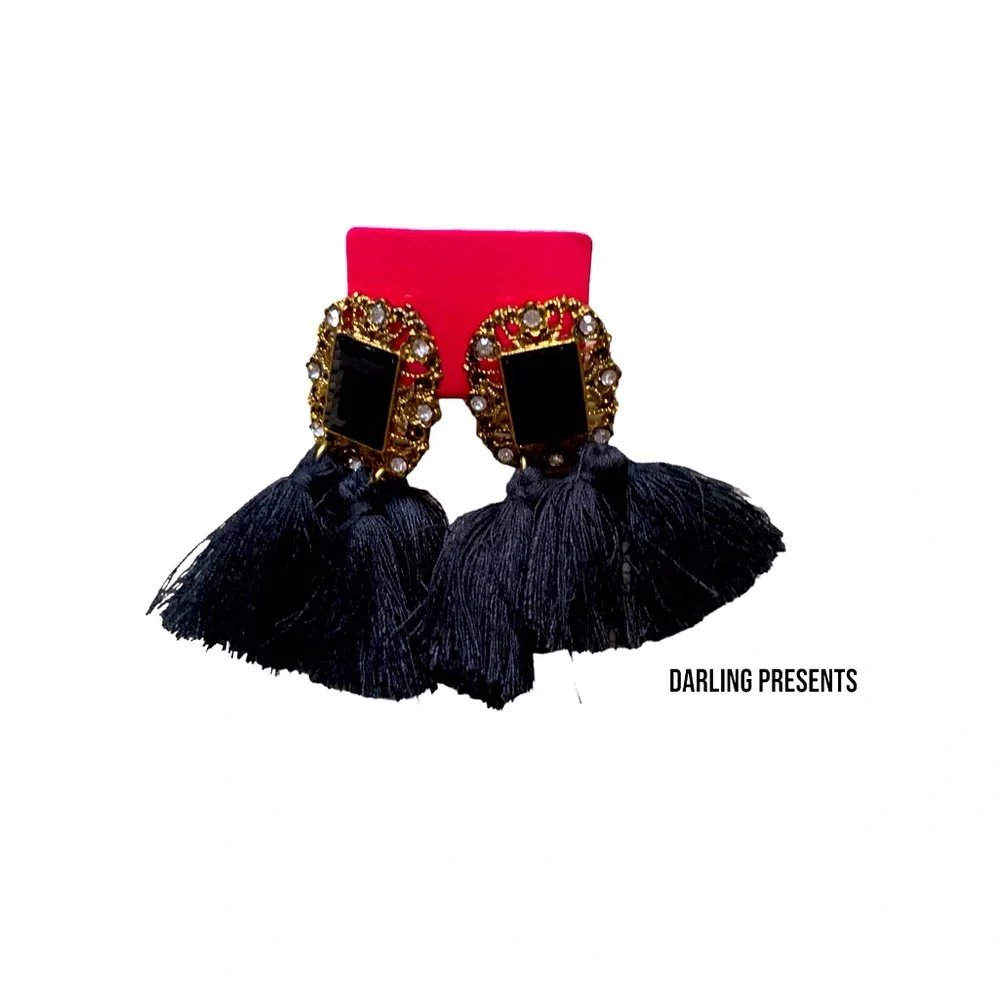 DARLING PRESENTS gemstone crystal